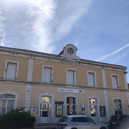 A La Gare ! T2 Hyeres Hyères Exterior foto