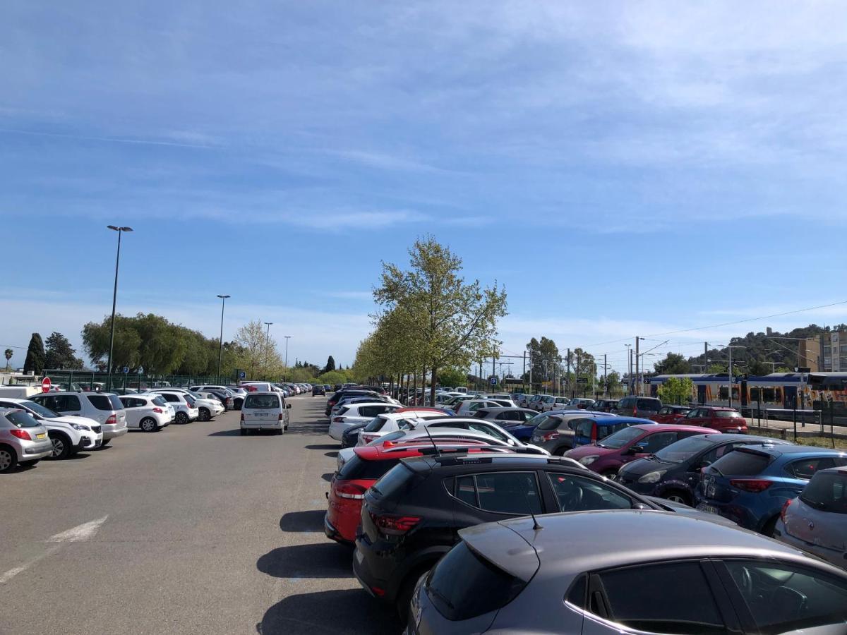 A La Gare ! T2 Hyeres Hyères Exterior foto