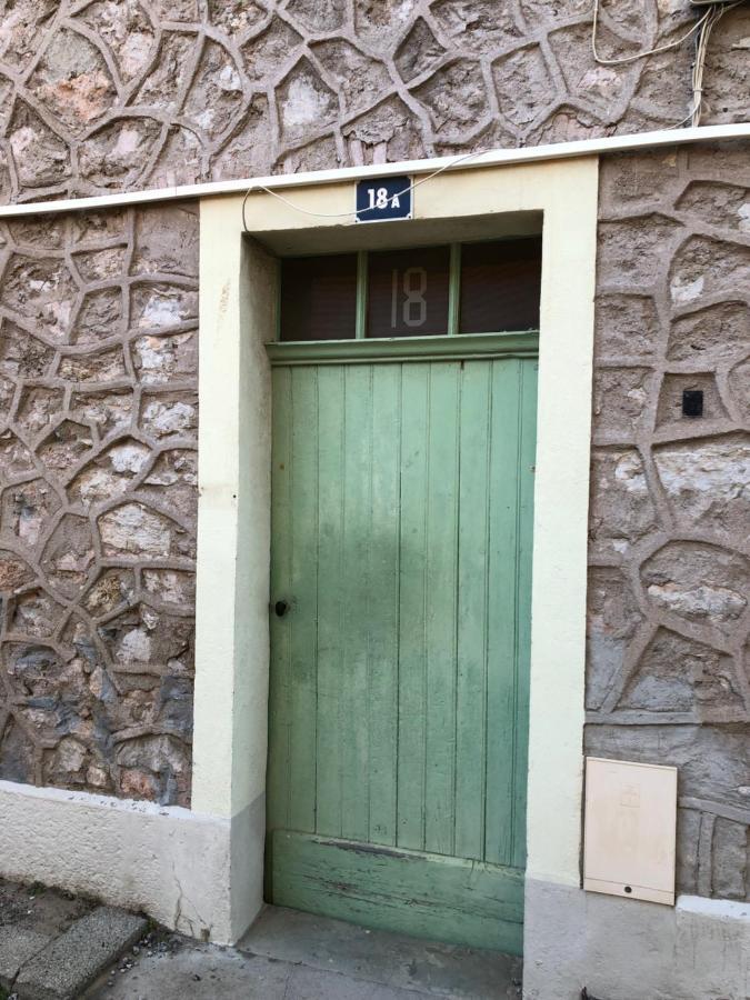 A La Gare ! T2 Hyeres Hyères Exterior foto